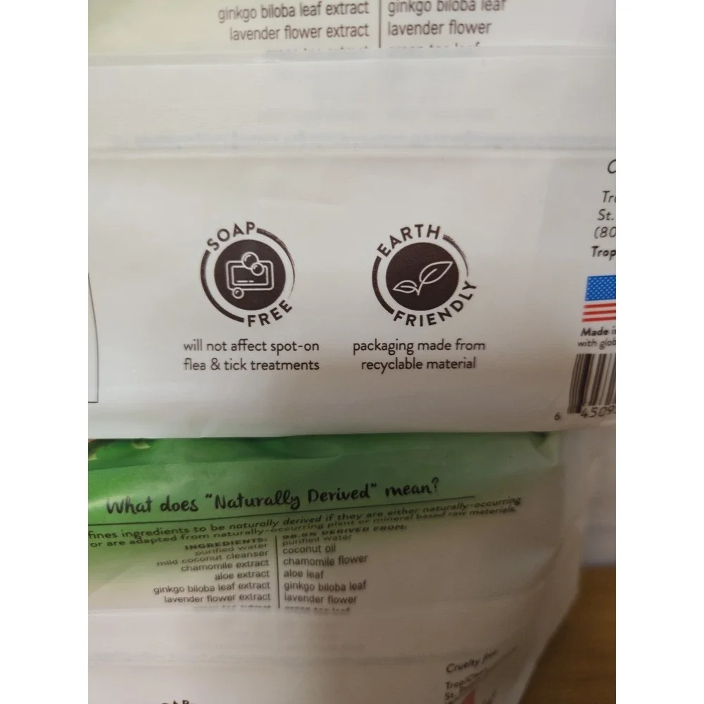 TropiClean Deep Cleaning Pet Wipes Hypoallergenic Berry And Coconut Scent. NEW